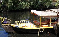 Shikara boat on rent Thatampally Alleppy