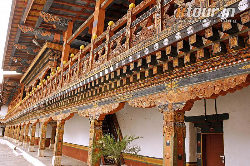 Punakha Dzong corridors