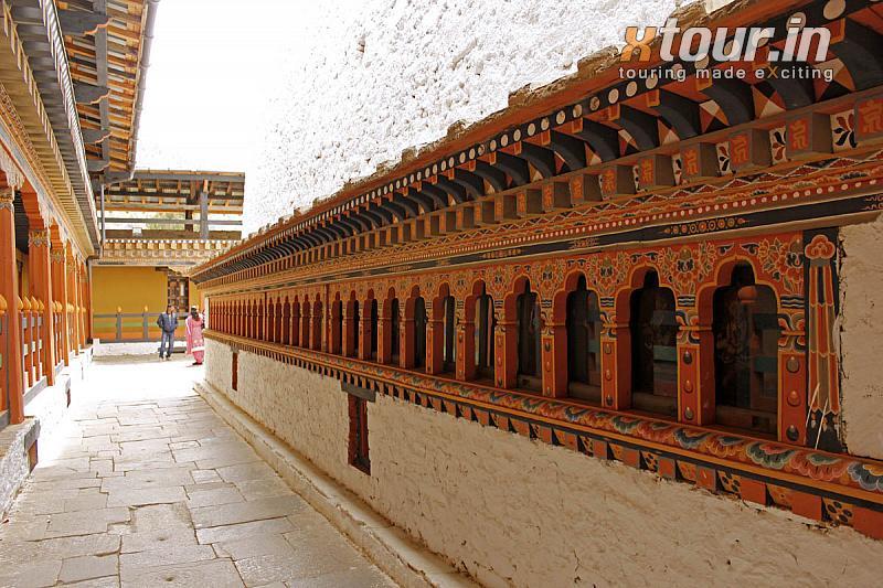 Simtokha Dzong corridor-3