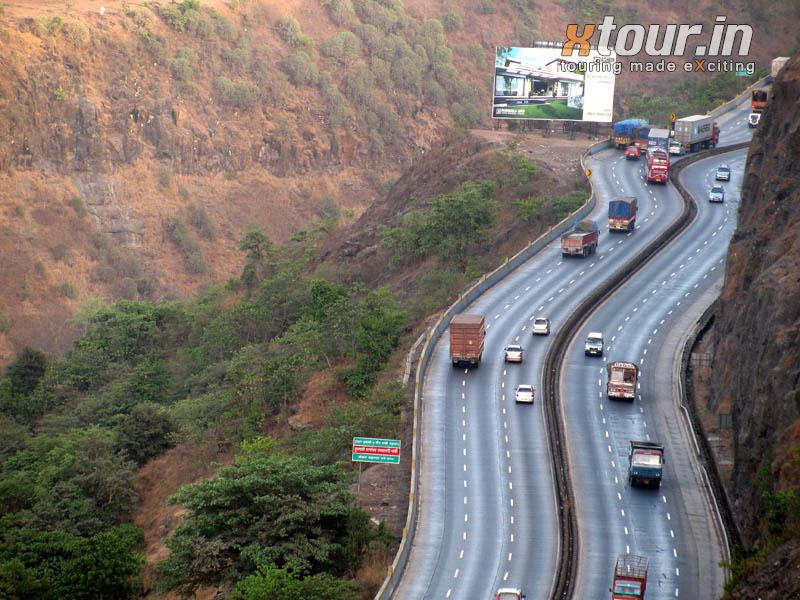 Mumbai Pune Express Highway