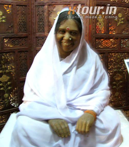 Matha Amrithanandamayi Devi